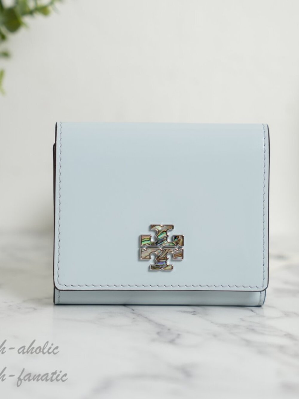 Tory Burch Britten Smooth Leather Compact Wallet in Light Sea NWT